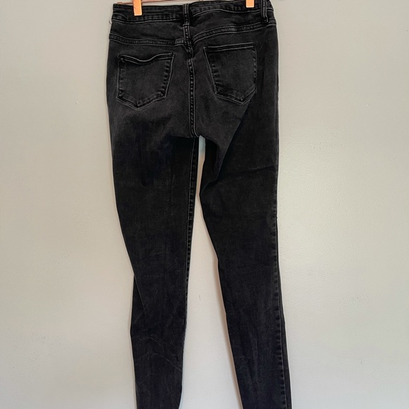 Jeans - Picture 2 of 2